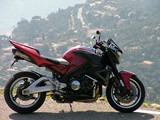 45 ans de moto et dernière acquisition B-king 2010 Rouge-38