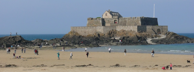 Une journée ensoleillée à Saint Malo P1100110