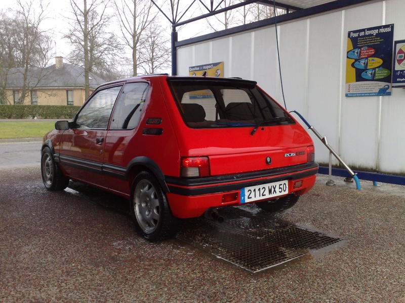 sebou/205 GTI 1.6/COUTANCES (50) 01012011