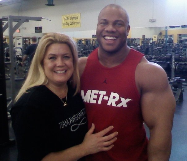 Phil Heath avant Olympia 2009 - Page 5 N1122314