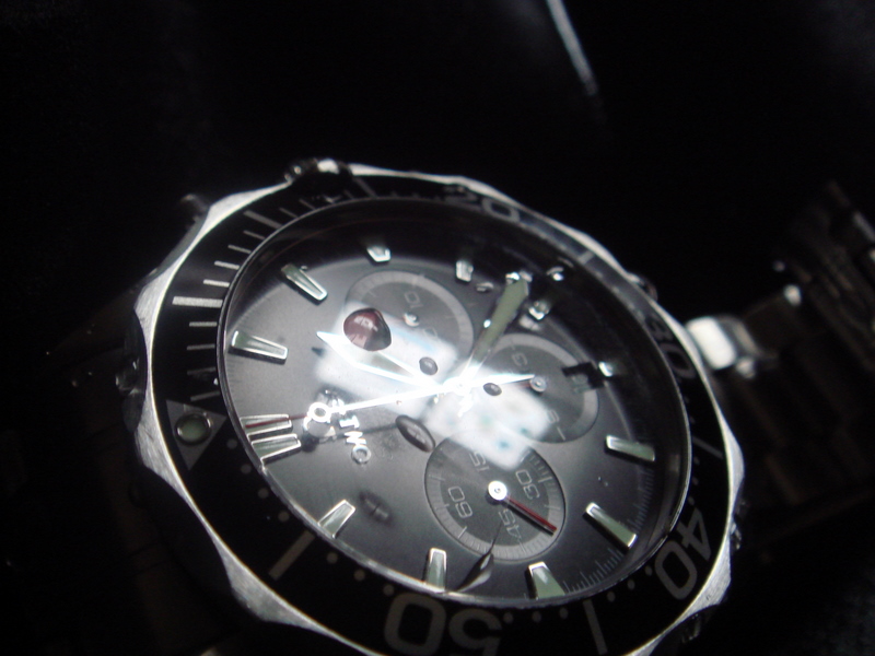 Ma belle de Noël en photos (Omega seamaster pro chrono) Dsc09019