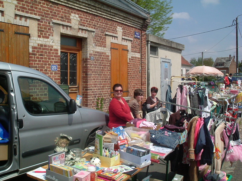 Expo du 8 mai à la brocante de Sinceny Dscf2346