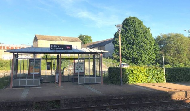 écrans disparaissent des petites gares TER Rennes St Malo Capt1330