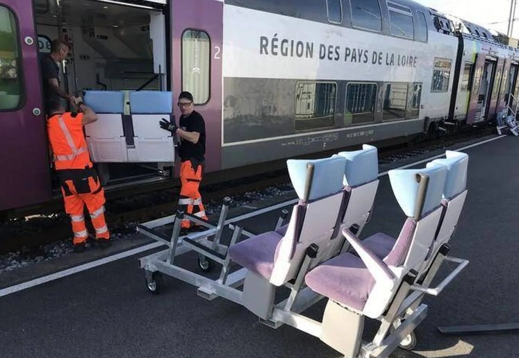 Train Loire à Vélo Orléans Tours Nantes Le Croisic Capt1343