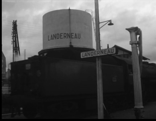 Vapeur en gare de Landerneau décembre 1959 vidéo INA Capt1607