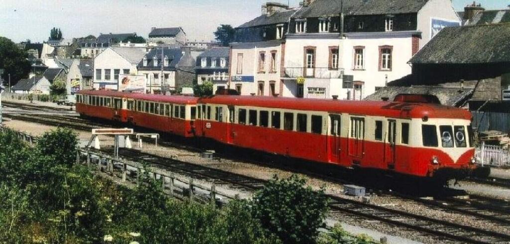 Lannion PN  X 3800 - X 2400 avant 2000 Lannio29