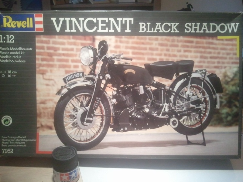 VINCENT BLACK SHADOW 1/12 REVELL 2010-118