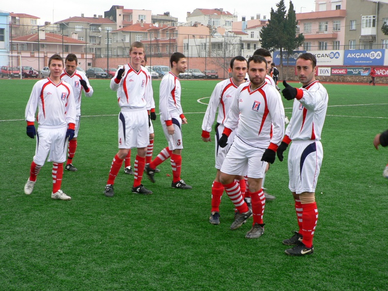 <font color= red>YEN ECEABATSPOR:0    AYVACIK BELEDYESPOR:0