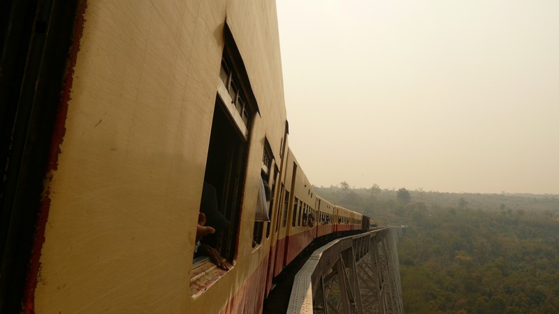 Le train en Asie du sud-est  P1010510