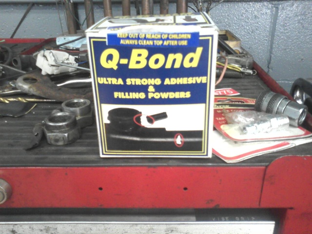 Q-Bond, colle miracle ! Sspx3410