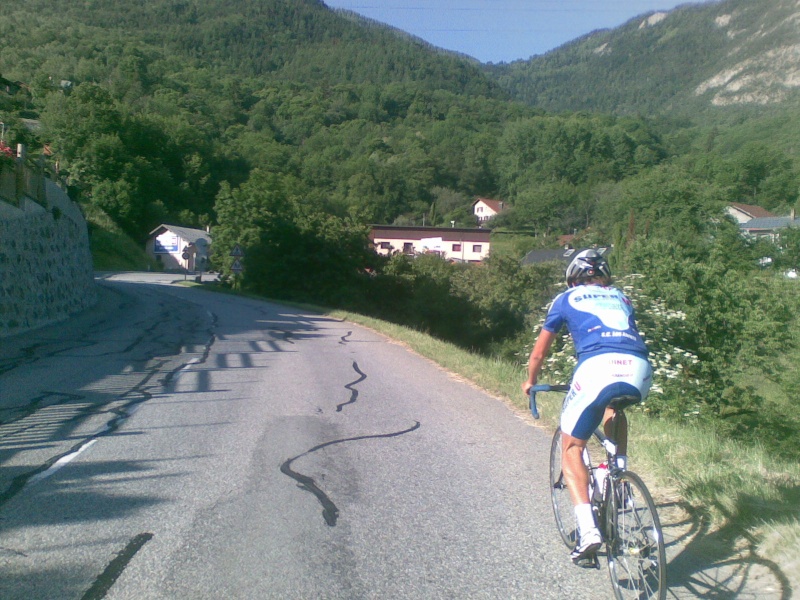 Mon coursier à 2 roues la der. Alpe d'Huez Sarenne 2 Alpes - Page 2 05062010