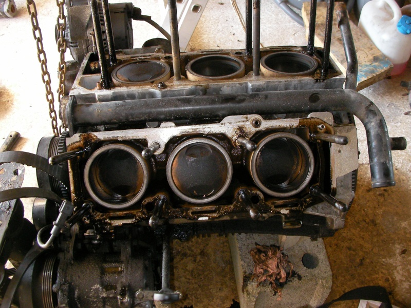 155 V6 + turbo par -le pointu-(2) - Page 15 Sany0039