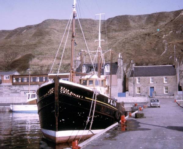 STAR DIVINE,CAME TO SCRABSTER FROM EYEMOUTH MID SIXTIES Star_d10