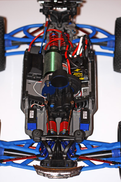 Mon E-revo brushless - Page 3 Img_0711