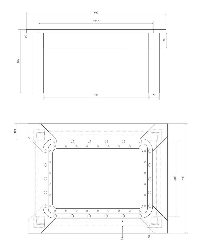 Une table basse "sabord" Ts110