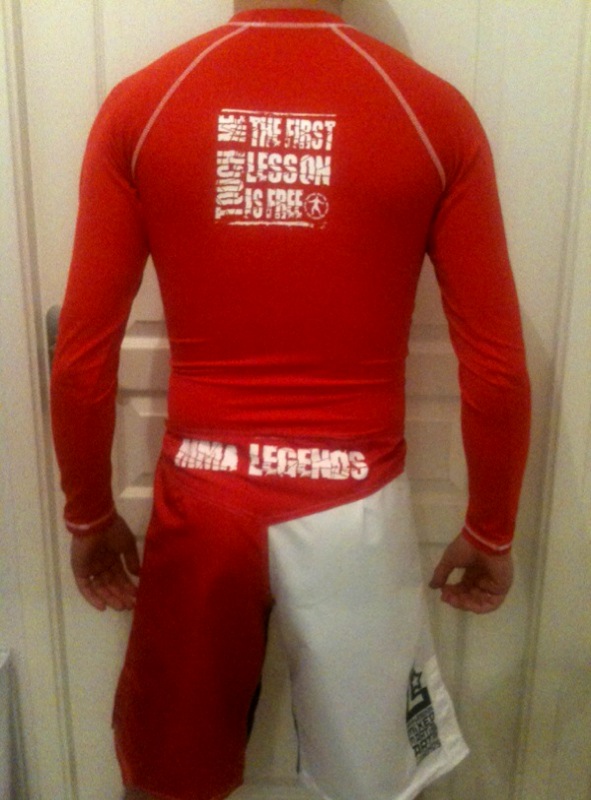 MMA-LEGENDS FIGHT WEAR !!! de retour !!!! Rash_t13