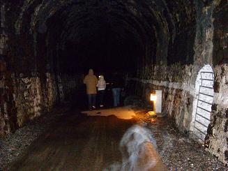 Leighbeer Tunnel( Smokeys Tunnel) 3/02/2009 0210