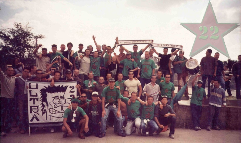 Stagione Ultras 2002/2003 Cn22_210