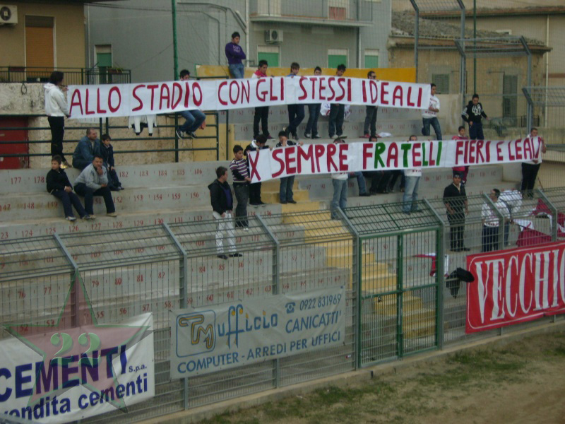 Stagione Ultras 2008/2009 - Pagina 2 Cnsc_189