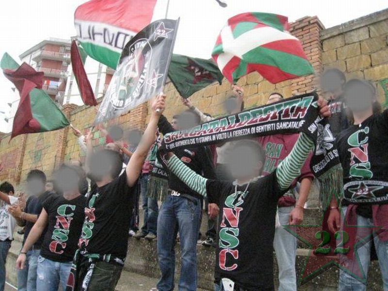 Stagione Ultras 2008/2009 - Pagina 2 Cnsc_239