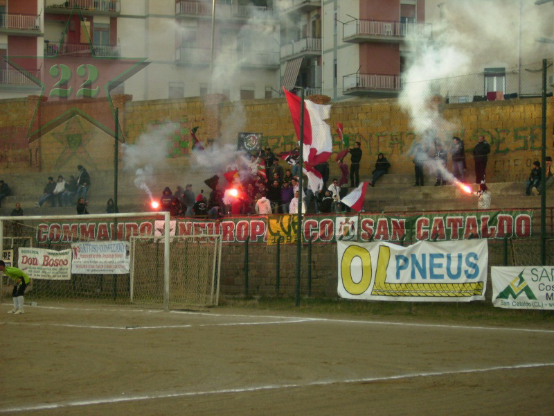 Stagione Ultras 2008/2009 - Pagina 3 Cnsc_244