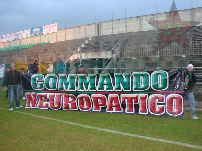 Stagione Ultras 2009-2010 - Pagina 3 Cnsc_282