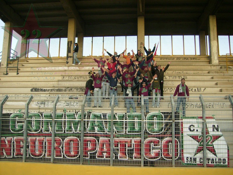 Stagione Ultras 2007/2008 - Pagina 3 Cnsc_715