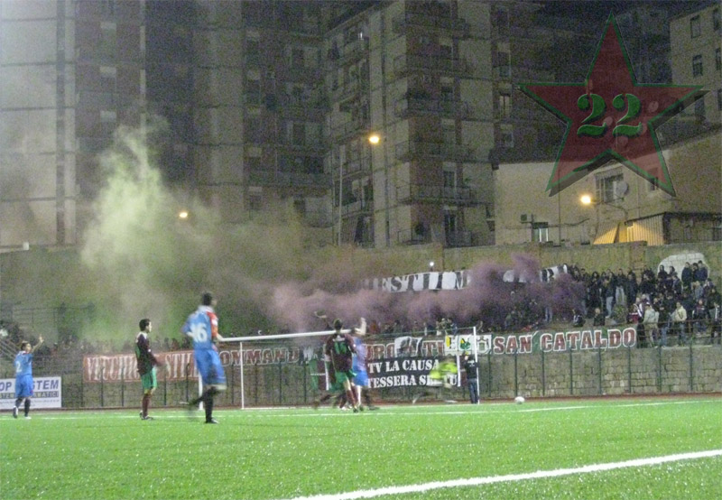 Stagione Ultras 2010-2011 - Pagina 3 E10