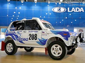 toute l'histoire des lada de 1978 a 1995 chapeau bas Mme . 0008la10