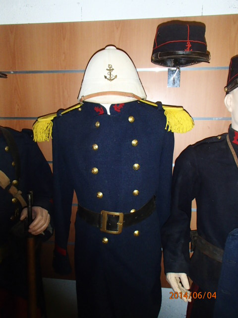 Les uniformes de la coloniale  15_1105