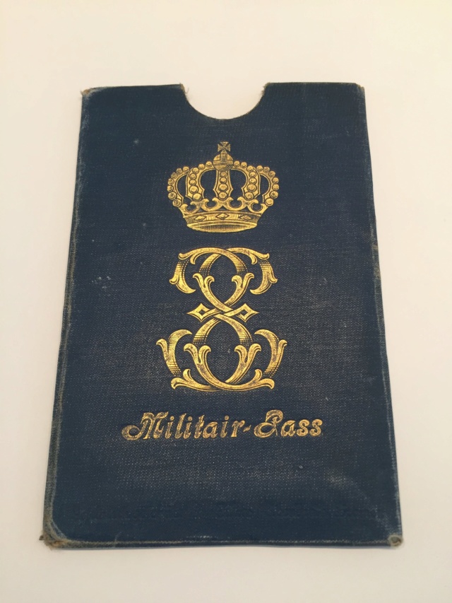 Les pochettes pour Militärpass et Militärpapiere  15_243