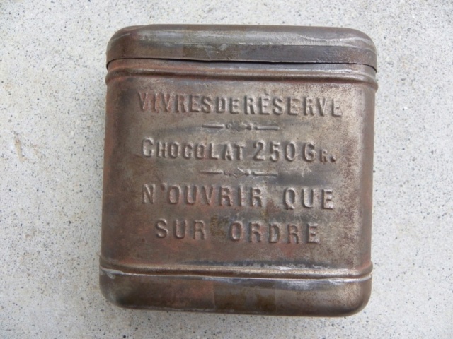 Boîte de chocolat 250g Vivres de réserve à "n'ouvrir que sur ordre"  17_0_l24