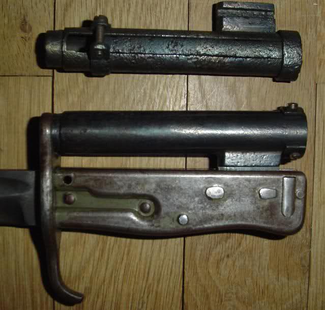  L'adaptateur de baïonnette pour le fusil Lebel  17_135