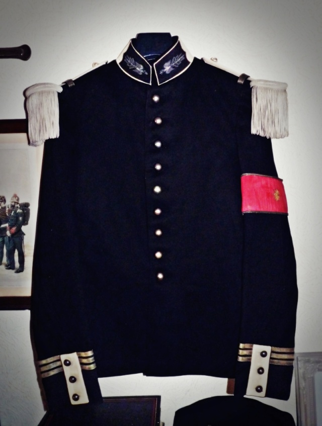 Les uniformes portés par les dragons (Troupe et officier)  18_0_v12