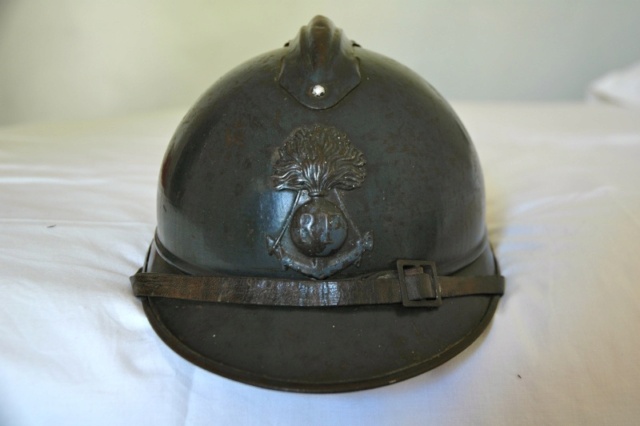 Photothèque : le casque Adrian de l'infanterie coloniale  1_0_di13