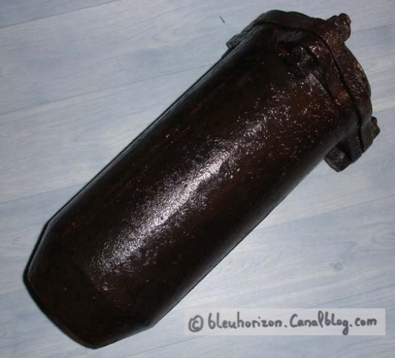 Le mortier Louis-philippe, ses projectiles (bombe à cornes,..)  1_7103
