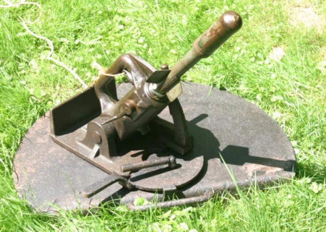 Le Granatenwerfer 1916 et ses accessoires  3_286