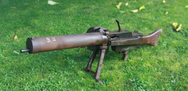 La mitrailleuse MG 08/15 et ses accessoires  3_478
