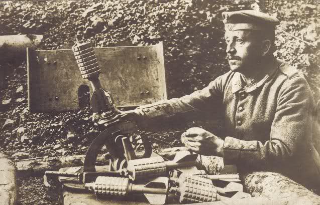 Le Granatenwerfer 1916 et ses accessoires  6_0_ki12
