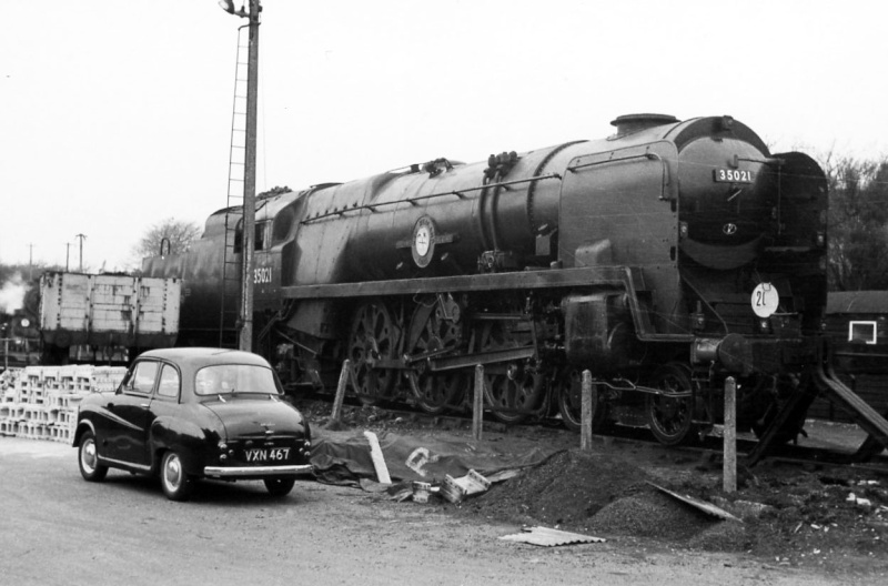 35021 on shed 35021-11