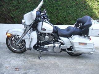 Ma jolie moto  (la titine du jeune biquet) Dscf1223