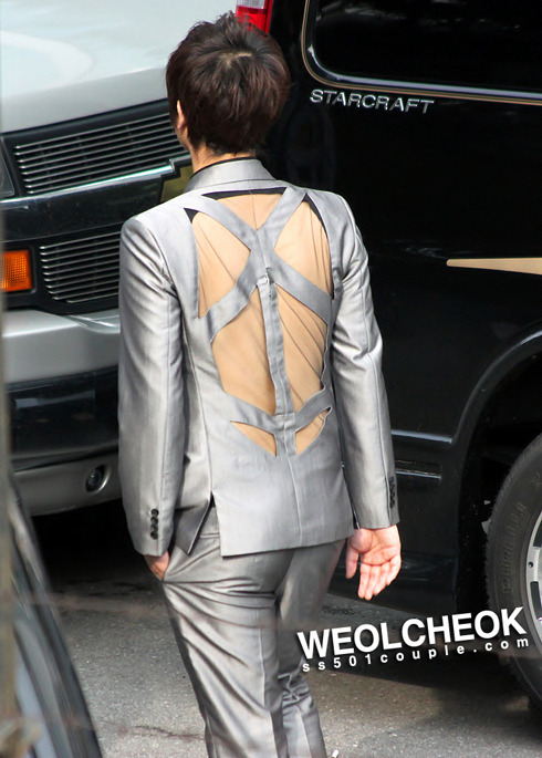 [STALK 2010/06/13] SS501 leaving after SBS Inkigayo recording Ss_ink23