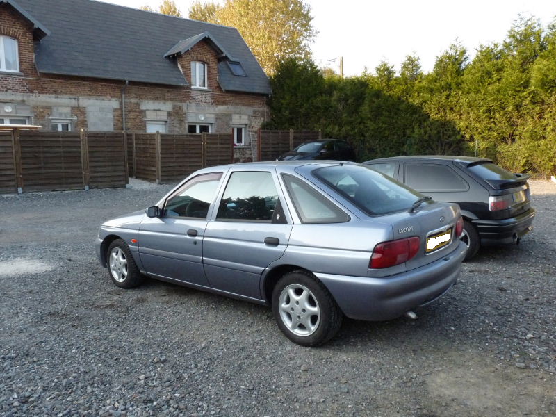 La Ford Escort 1.8 TD GHIA de MICKAEL02 [A vendre sous peu] - Page 4 Cnv00116