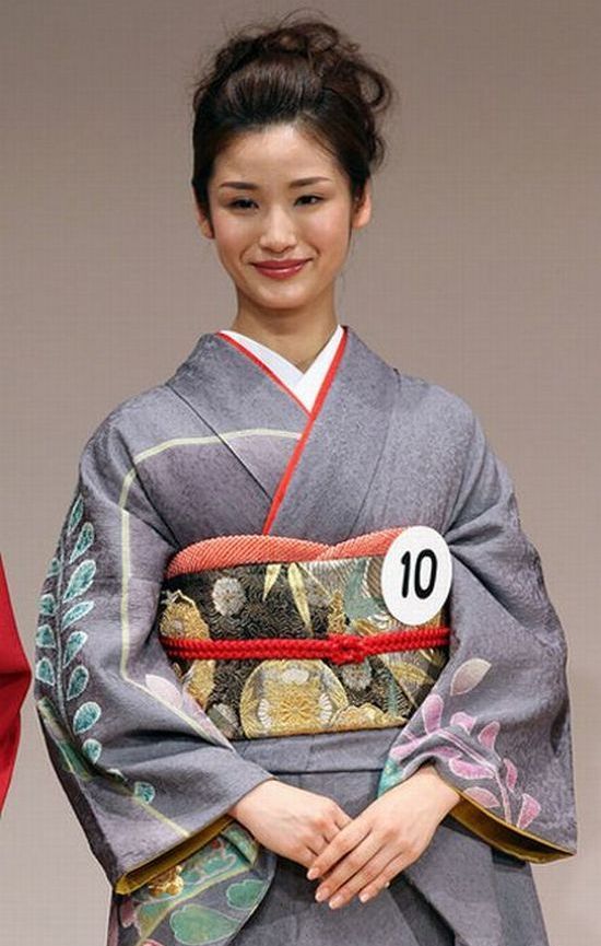 Miss Japon 2010 Miss_j11