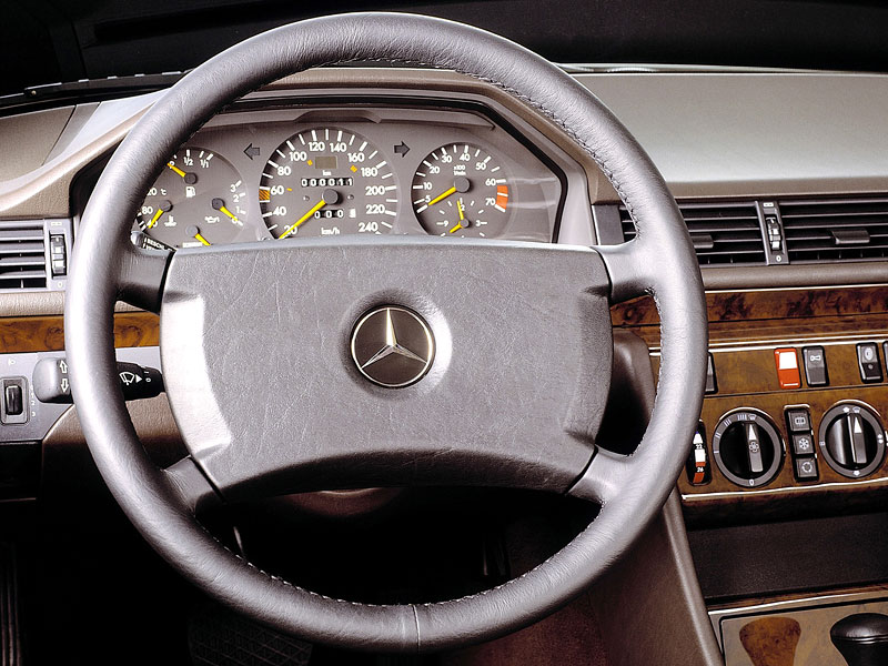 [Historique] La Mercedes W124 1984-1995 1883_m10