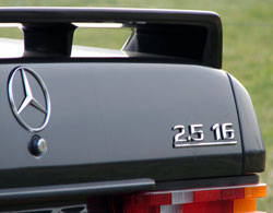 [Historique] La Mercedes 190E 2.5-16 (W201) 1988-1993  190e2l17