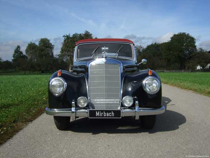 [Photos] Galerie : La Mercedes 220 (W187) 1951-1955 2_67537