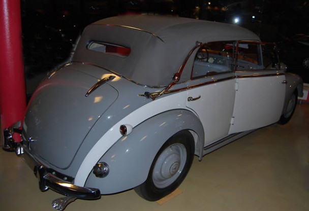 Les Mercedes 230 (W143) 1937 64236011