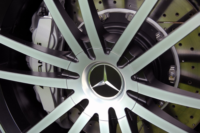[Essai] & [Vidéos] La Mercedes SL65 AMG Black Séries (R230 phase II) 2008-2009 A614e210