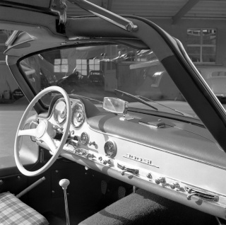 [Historique]  La 300-SL "Gullwing" / Cabriolet (W198) 1952-1963  Classi40